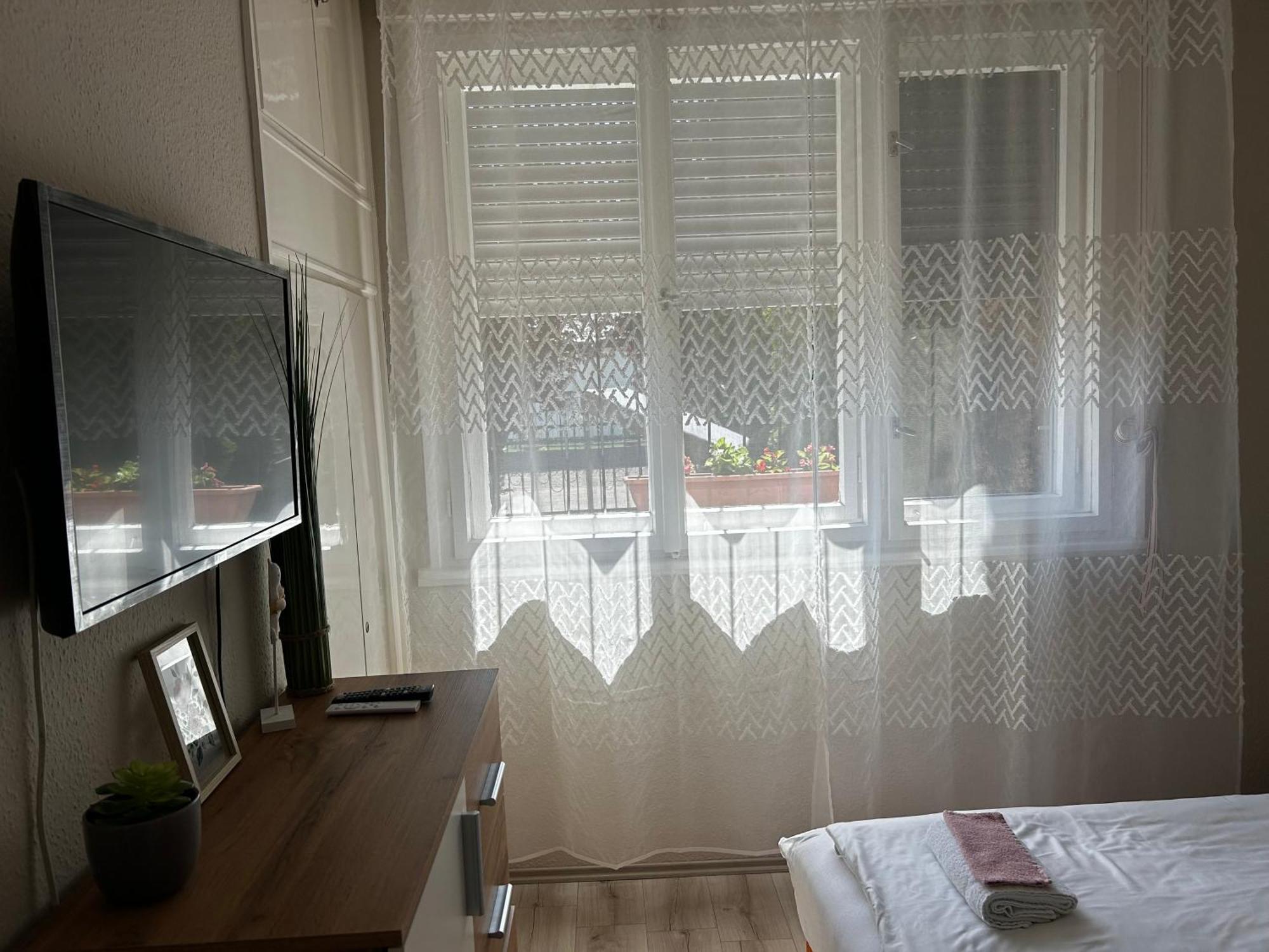 Kisvirág Apartman Hajdúszoboszló Kültér fotó